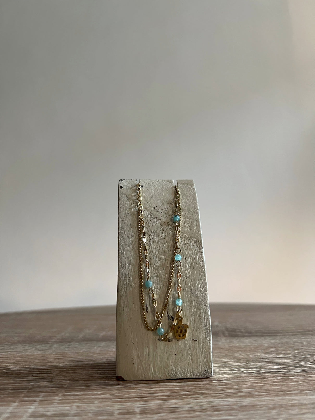 Bracciale Doppio con Pietre Azzurre e Tartaruga