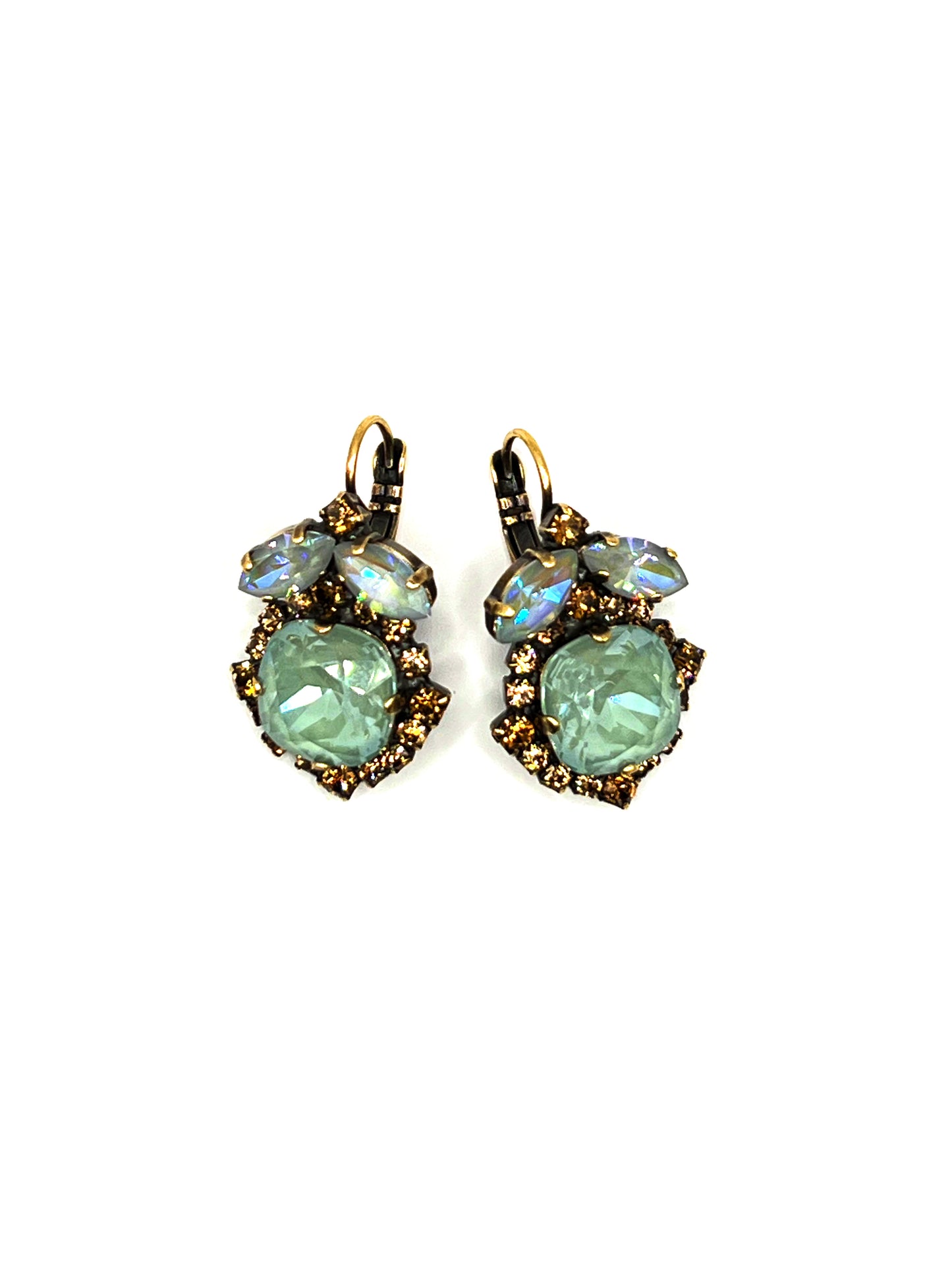 Orecchini con cristalli verdi e riflessi opalescenti DIMITRIADIS