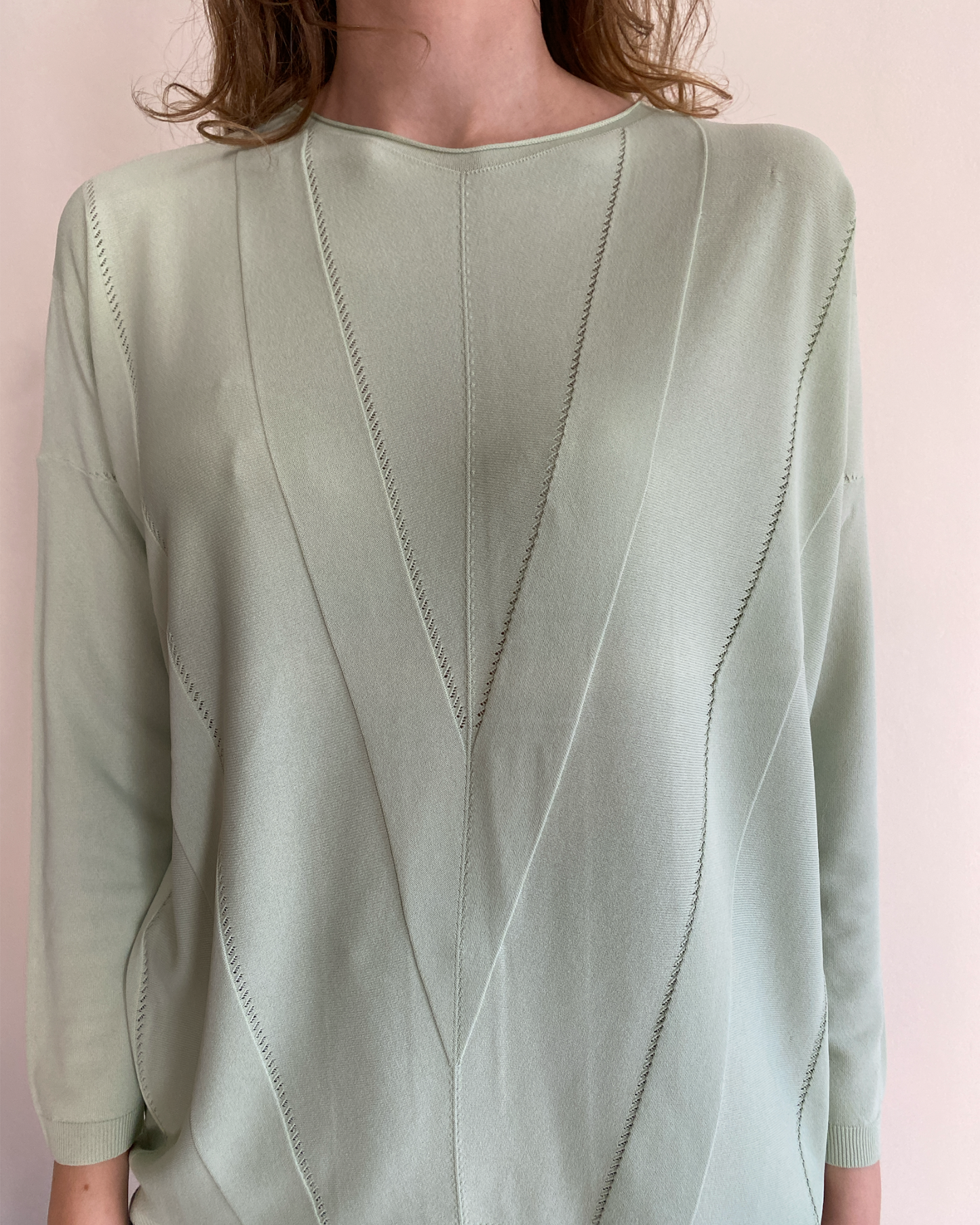 Maglia girocollo con ricamo a V e manica 3/4 art. AL0705 CHEAP&CHIC