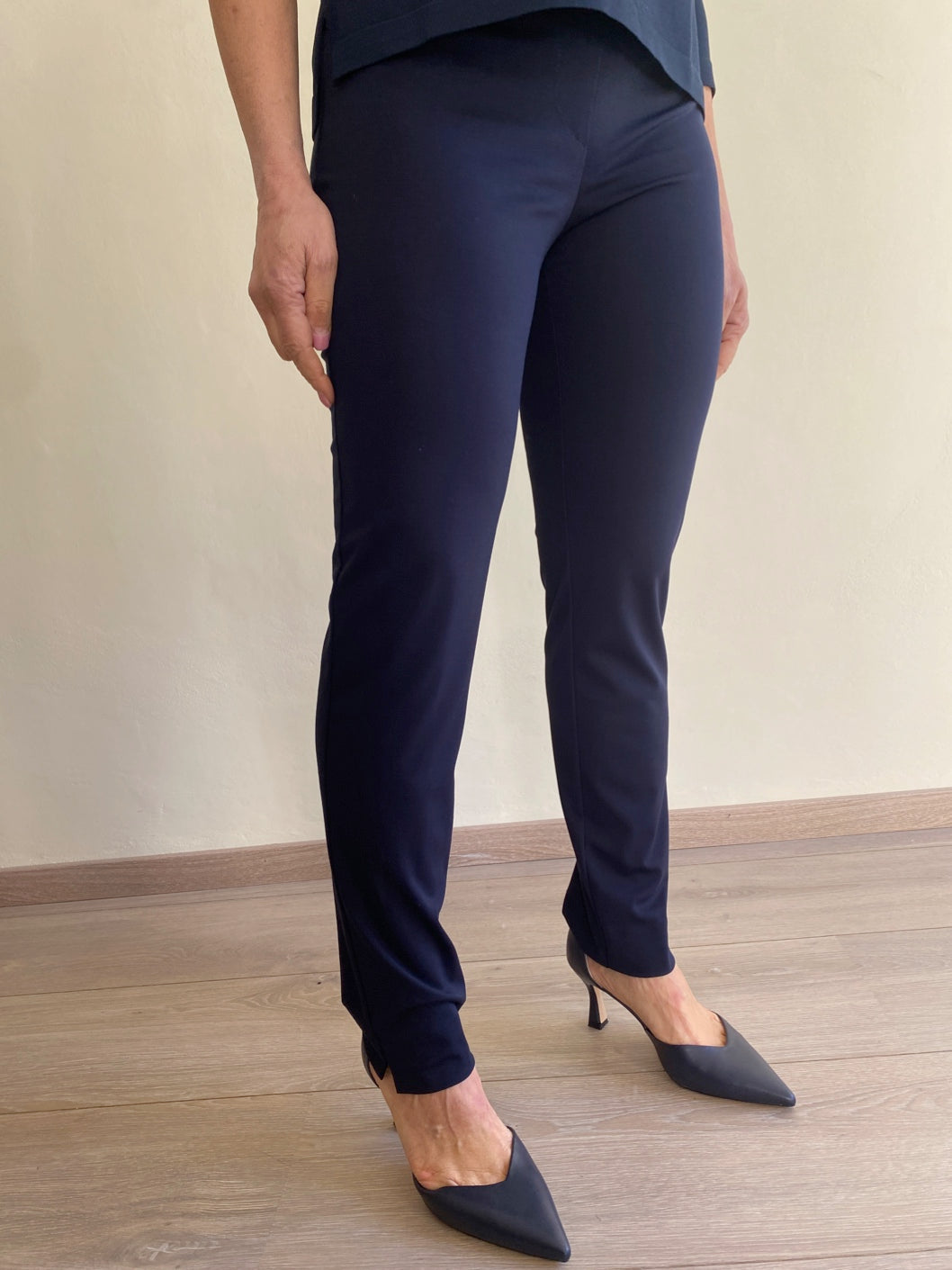 Pantaloni sigaretta art. 17280 CARLA FERRONI