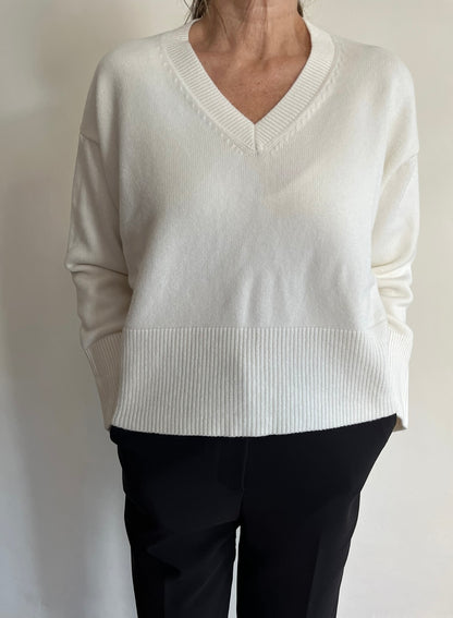 Maglia a scatoletta con scollo a V art.JN0785 CHEAP & CHIC