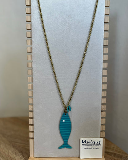 Collana PASQUALE con catena in bronzo e pesce smaltato a righe UNIQUE