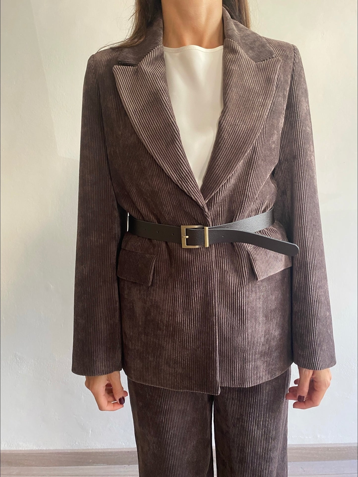 Giacca con cinta in coste di velluto art.J845B002A DIXIE
