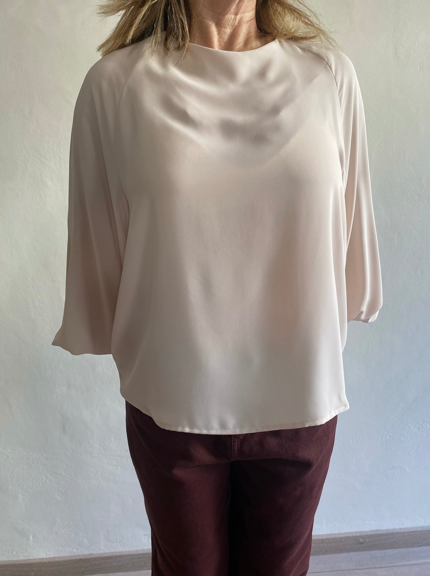 Blusa con manica ampia art. S7YBGMERIL Sandro Ferrone