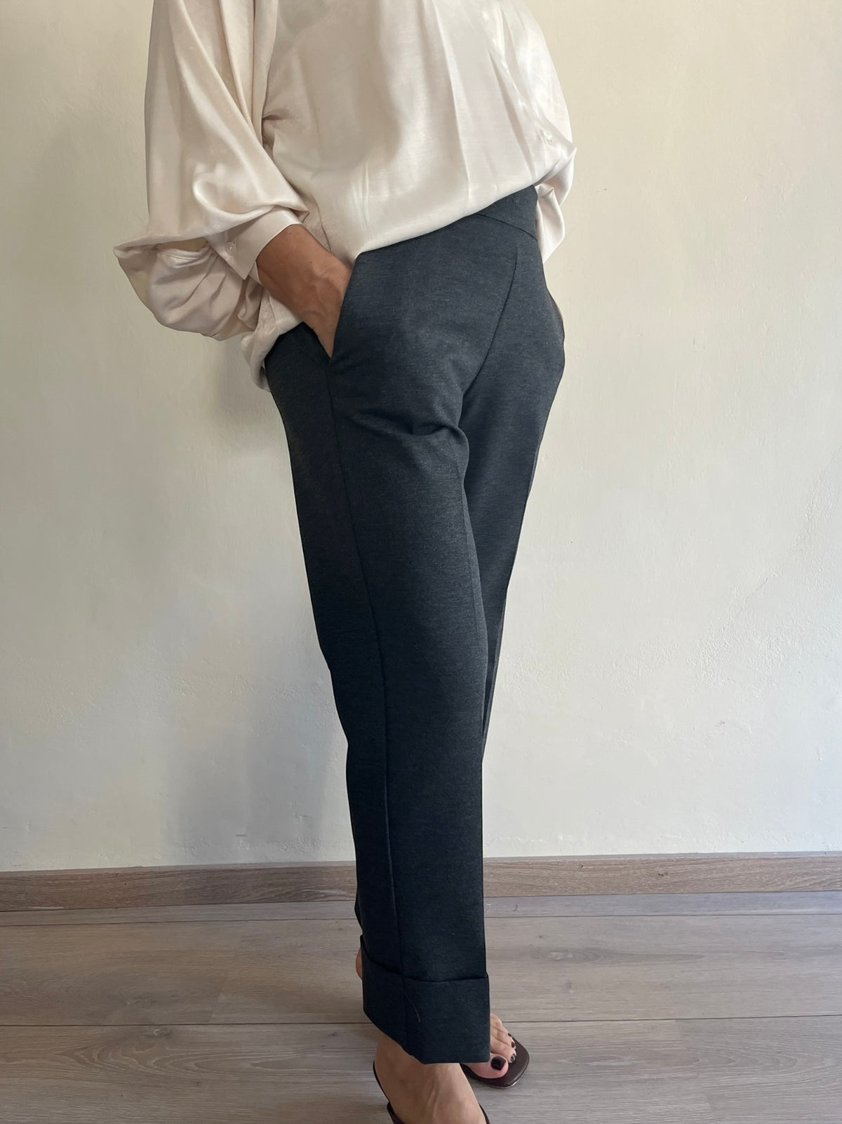 Pantalone Furfantello in tessuto punto Milano art. S39YBGFURFATOUCH Sandro Ferrone