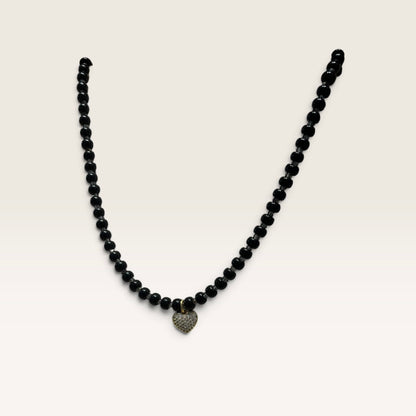 Collana corta con pietre e charm Cloel