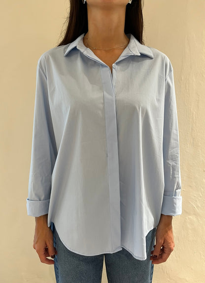 Camicia con orlo asimmetrico Art. 26103 CHEAP&CHIC