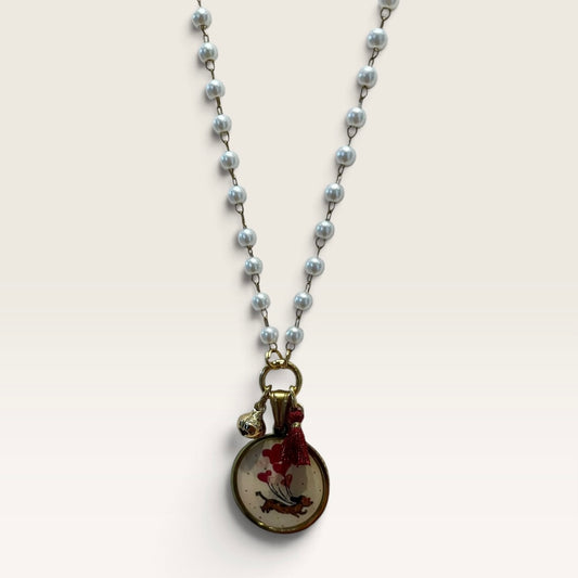 Collana con perle e medaglietta Cloel