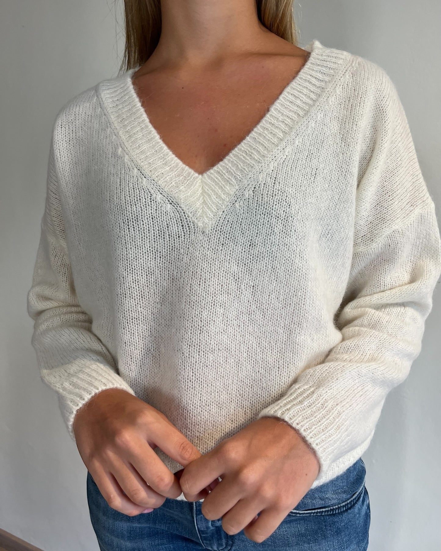 Maglia basica scollo V art. 55162F VICOLO