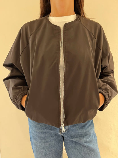 Bomber con zip art. Cheap&Chic