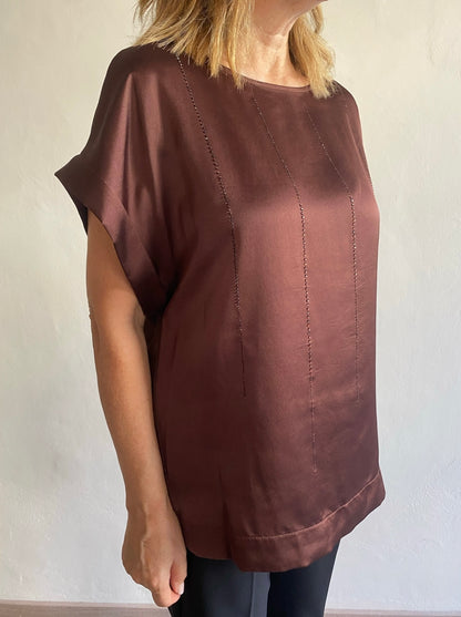 Blusa effetto raso con applicazione di cristalli art. L7YBGTRIPOLI Lola by Sandro Ferrone