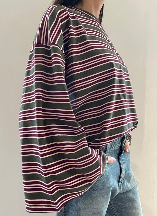 T-shirt a righe con manica ampia