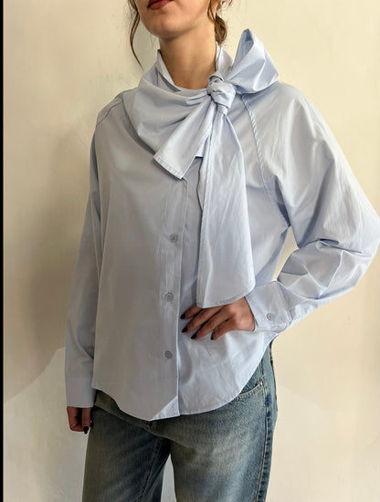 Camicia con fiocco sul collo Art. VALIA ARTLOVE