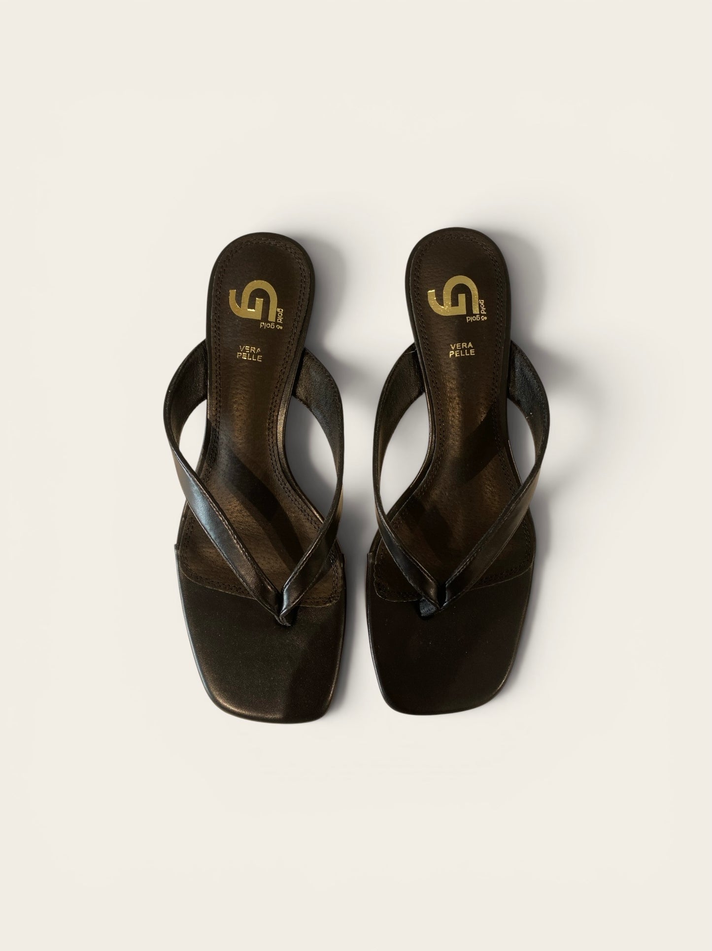 Sandalo infradito tacco kitten art.GD481 GOLD&GOLD