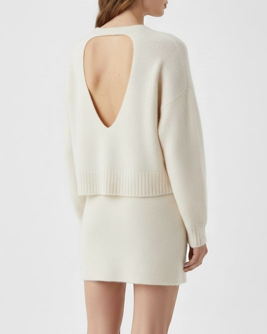 Completo maglia con scollo posteriore e gonna  KINGKONG