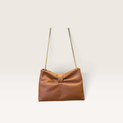 Borsa con tracolla in pelle martellata