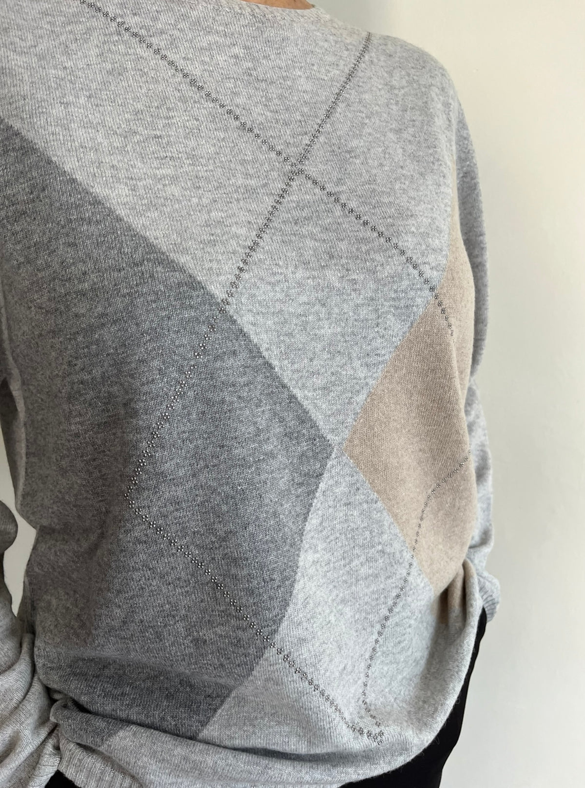 Maglia girocollo con rombi e applicazioni di mini strass art.4463  CARLA FERRONI