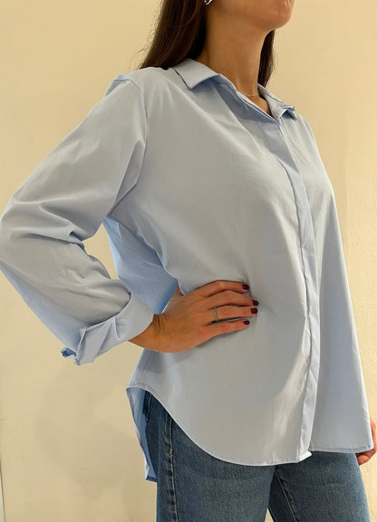 Camicia con orlo asimmetrico Art. 26103 CHEAP&CHIC