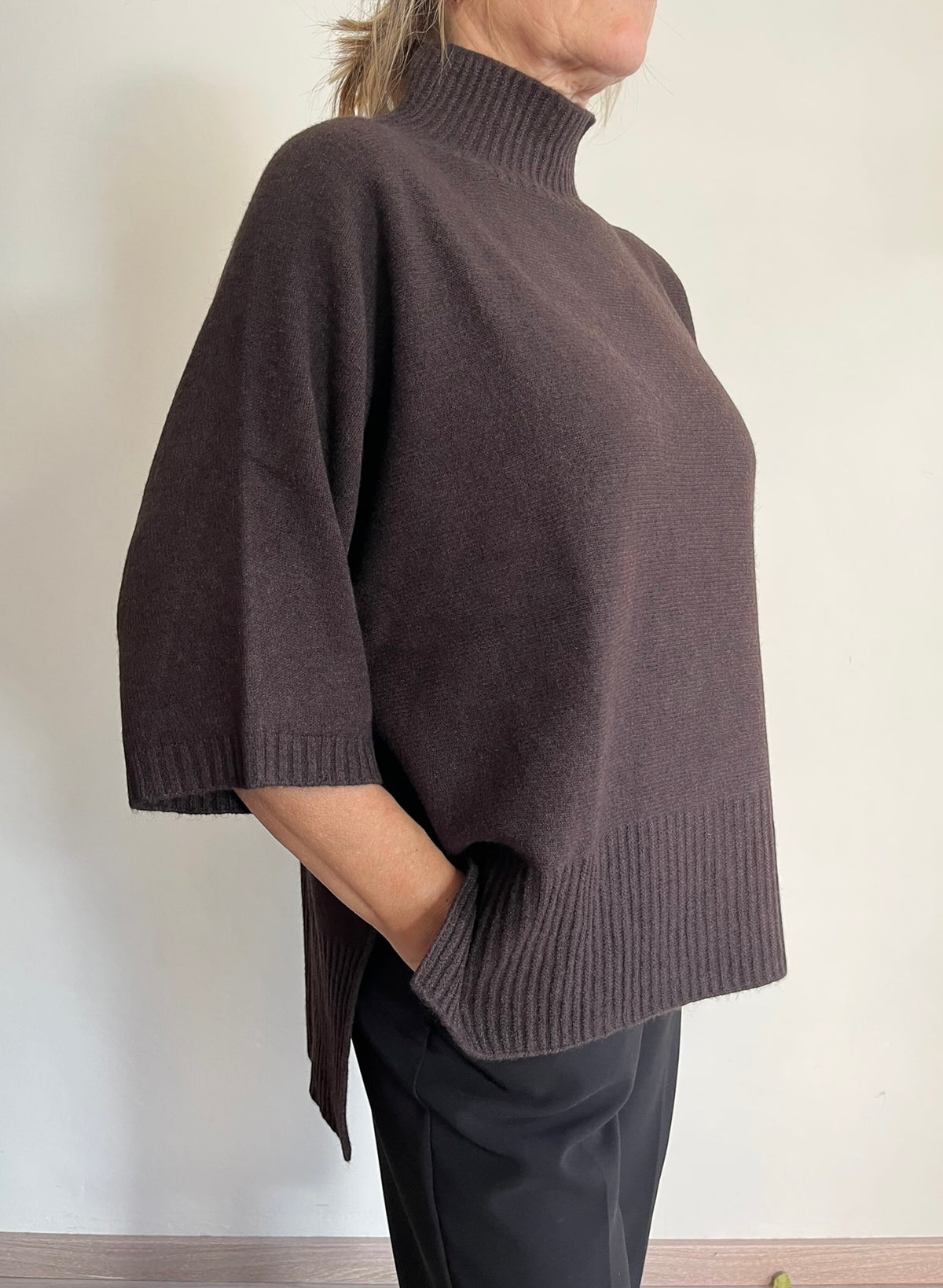 Maglia manica 3/4 con collo a vulcano art.570625 CHEAP &CHIC