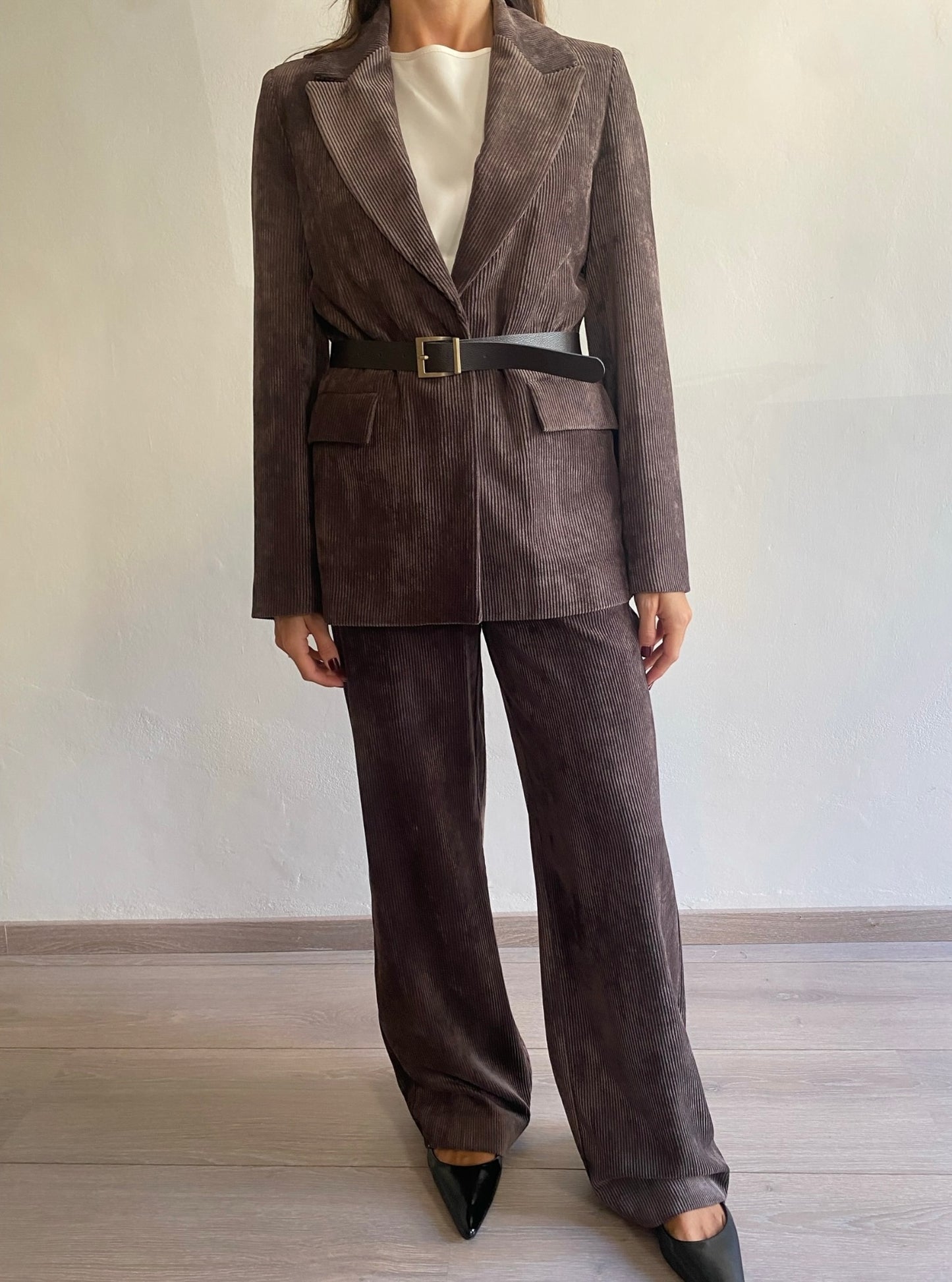 Giacca con cinta in coste di velluto art.J845B002A DIXIE