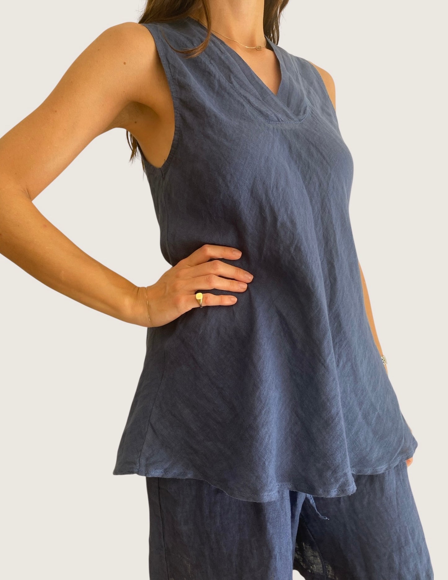 Top lino scollo V art. 6294 CHEAP&CHIC