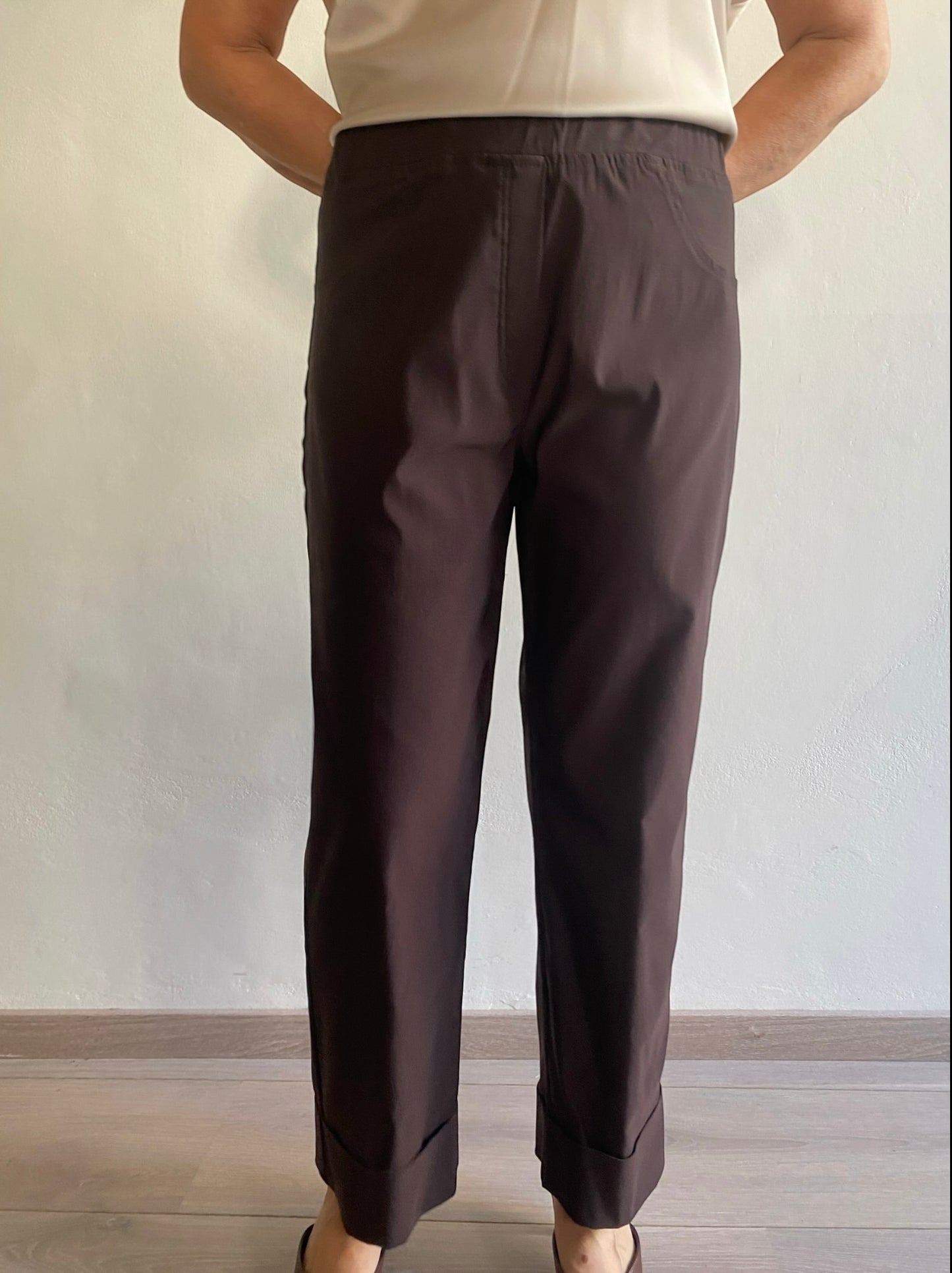 Pantalone elasticizzato con risvolto art. L12YBGTRAMA Lola by Sandro Ferrone