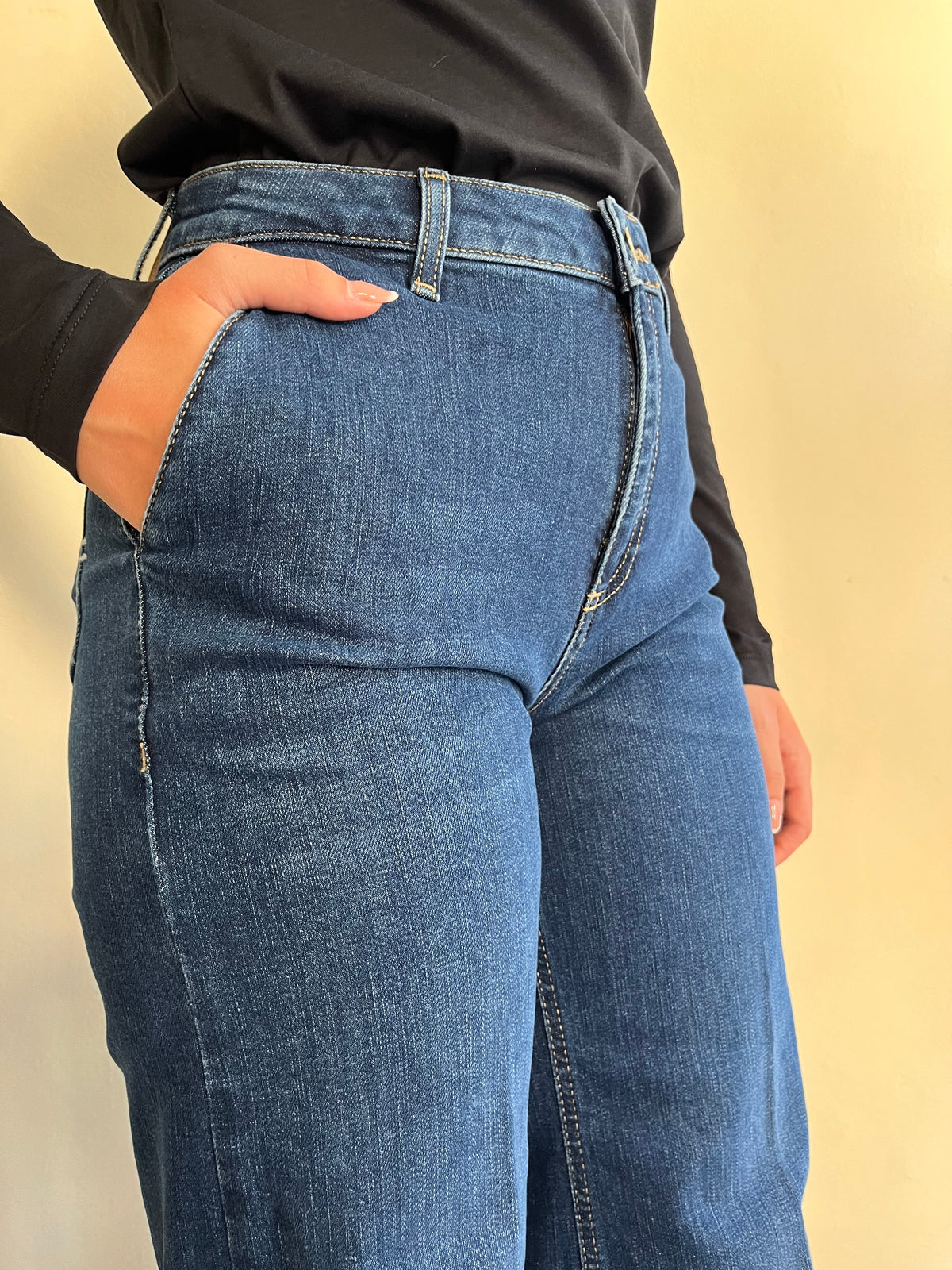 Jeans vita alta art. ELENA DAC5046 VICOLO