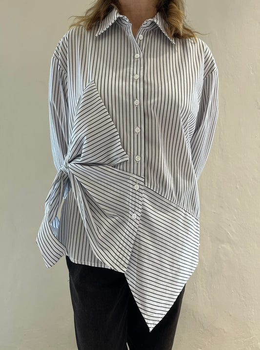Camicia con maxi fiocco art. P6RX0218 L’archivio