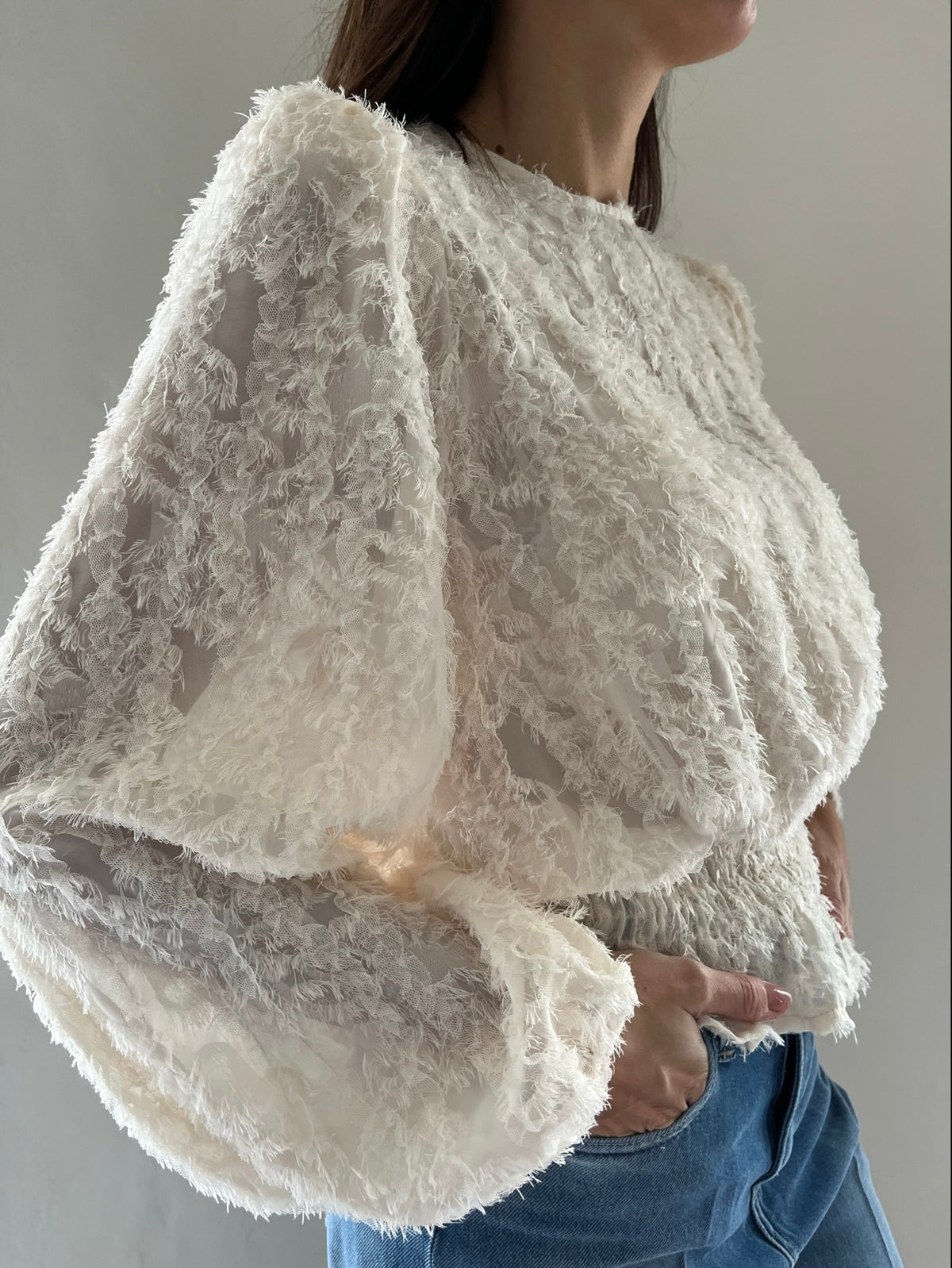 Blusa lavorata con elastico art. W26C106CAM TENSIONE IN