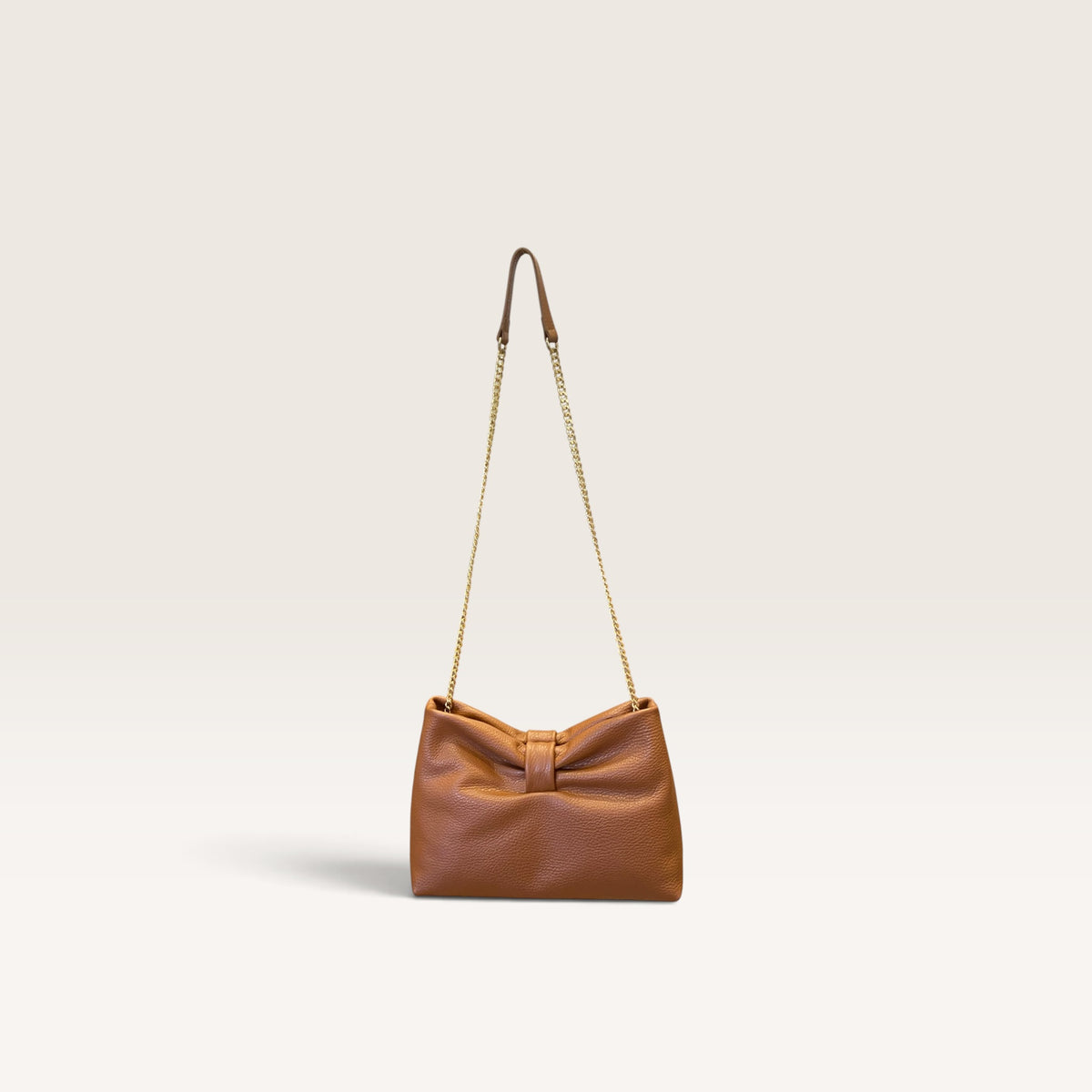 Borsa con tracolla in pelle martellata
