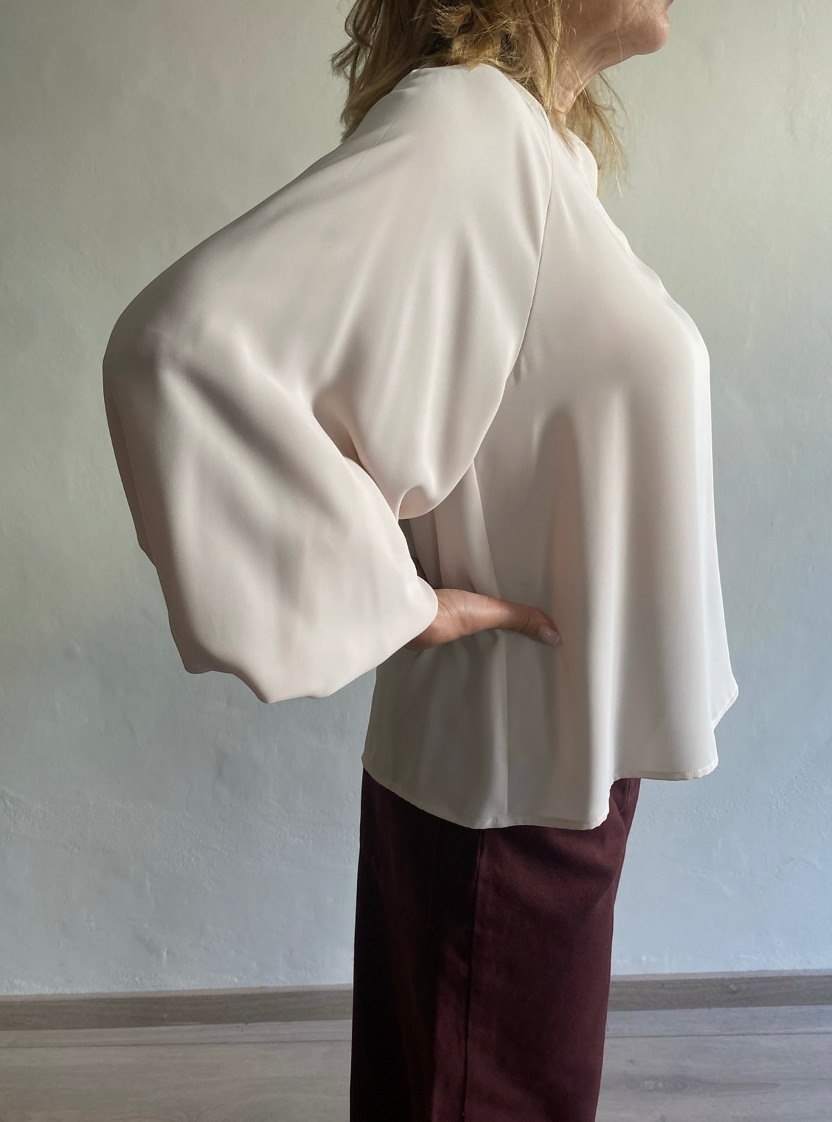 Blusa con manica ampia art. S7YBGMERIL Sandro Ferrone