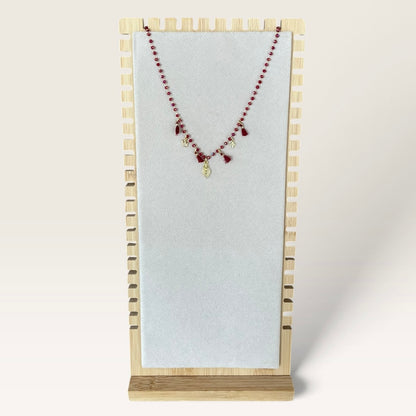 Collana con perline colorate, charms e mappetti Cloel