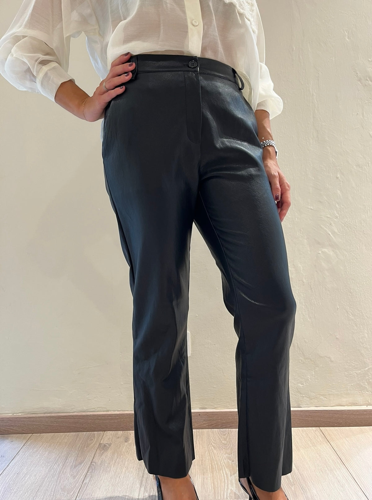 Pantalone gamba dritta in ecopelle art. 222128AICAMP TENSIONE IN
