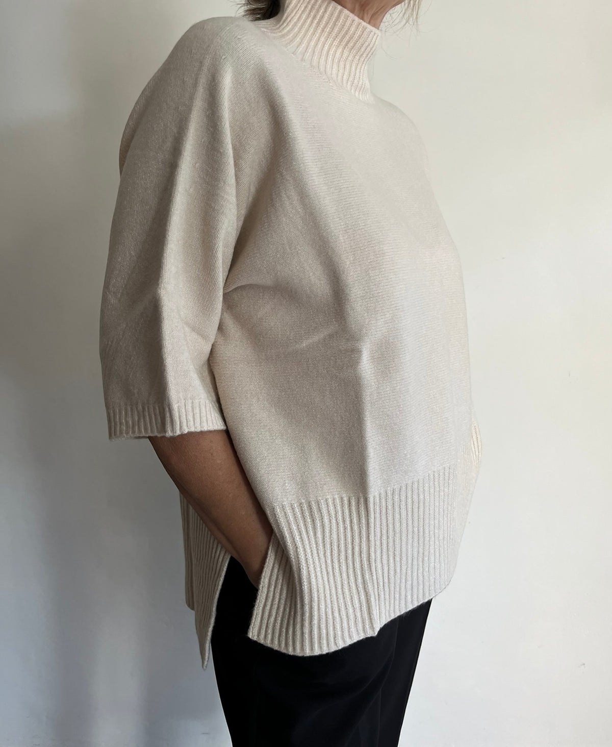 Maglia manica 3/4 con collo a vulcano art.570625 CHEAP &CHIC