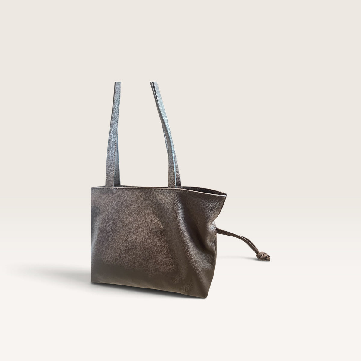 Shopper in pelle con coulisse art. BS7068
