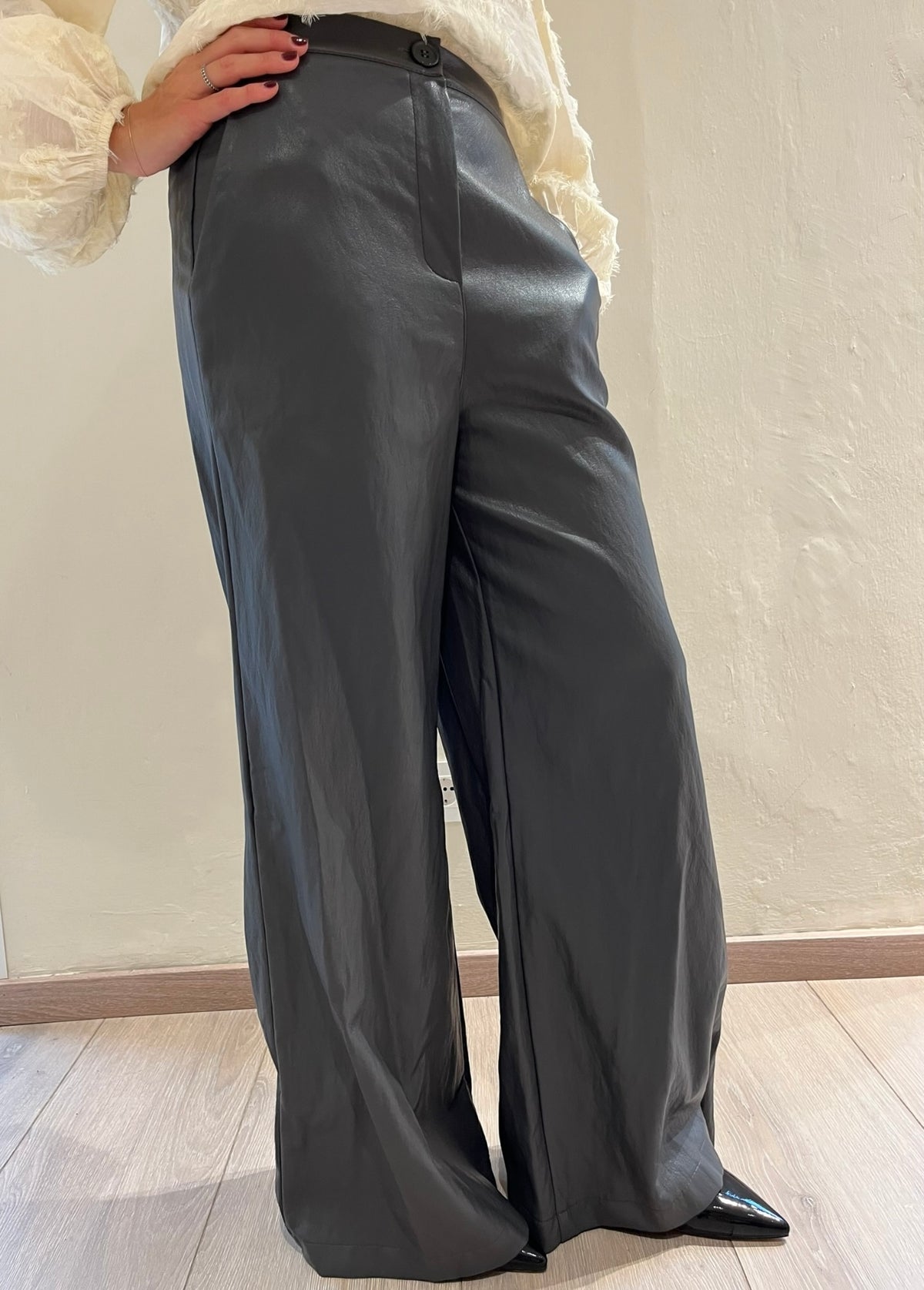 Pantalone a palazzo in ecopelle art. 22225AI26CAMP TENSIONE IN