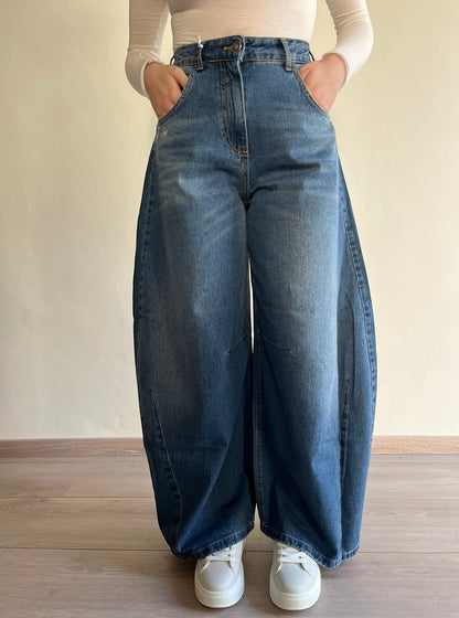 Jeans balloon art. IRIDE GSD