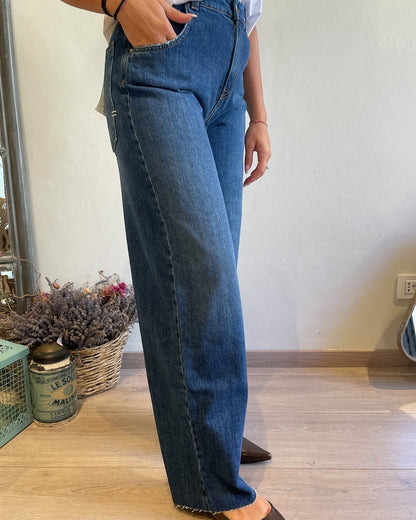 Jeans baggy taglio vivo art. MIA VICOLO