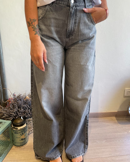 Jeans baggy art. MIA VICOLO
