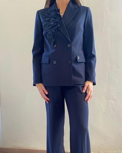 Tailleur con giacca doppiopetto e pantalone ampio art. N493UNOCCI PLEASE