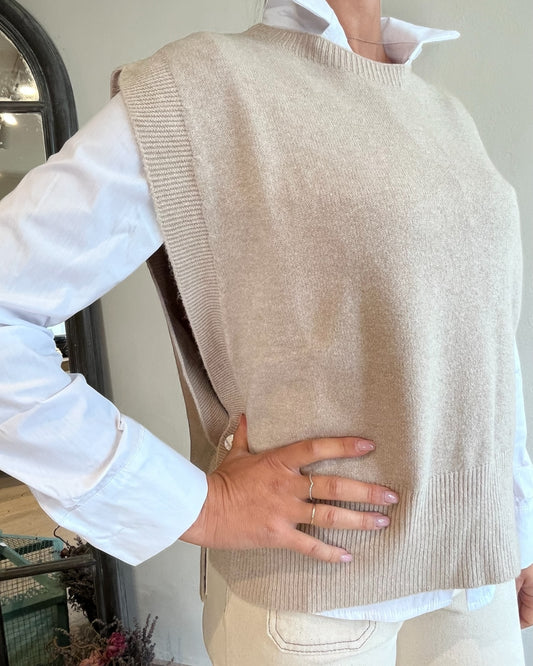 Gilet con bottone laterale art. 57015 TENSIONE IN