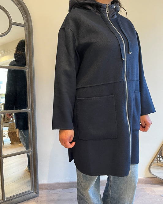 Cappotto con cappuccio handmade art. L64YB FASSO LOLA by Sandro FERRONE