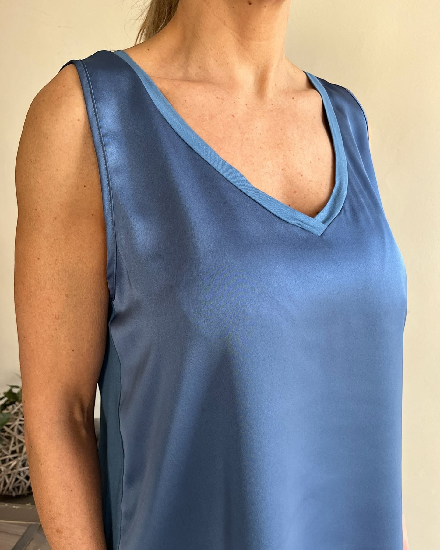Top in doppio tessuto con scollo a V art. L7XBF MATITA Lola by Sandro FERRONE