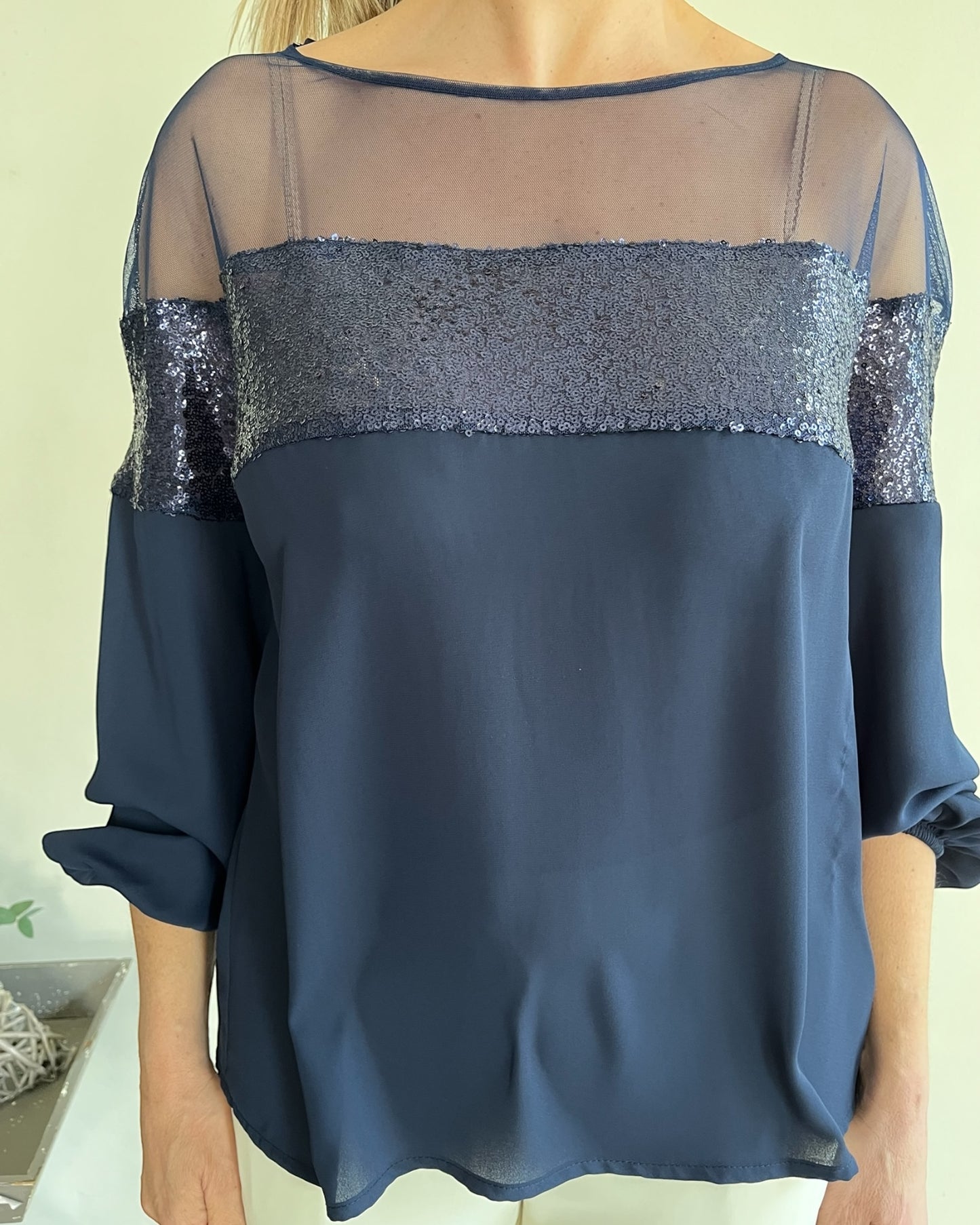 Blusa scollo barca con tulle e paillettes art. L23XBF BAGOLO Lola by Sandro FERRONE