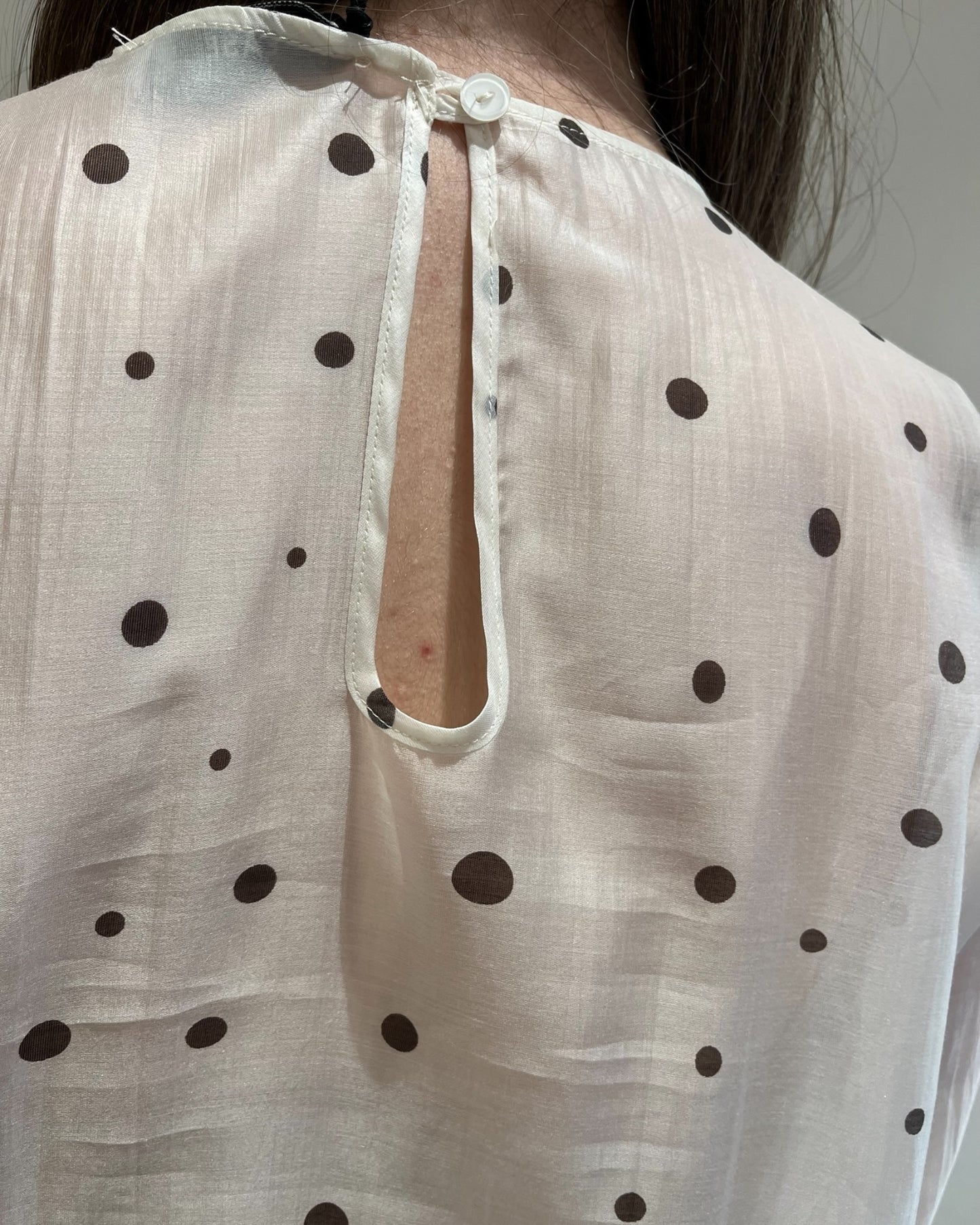Blusa pois e volant art. C1MQEDY000 PLEASE
