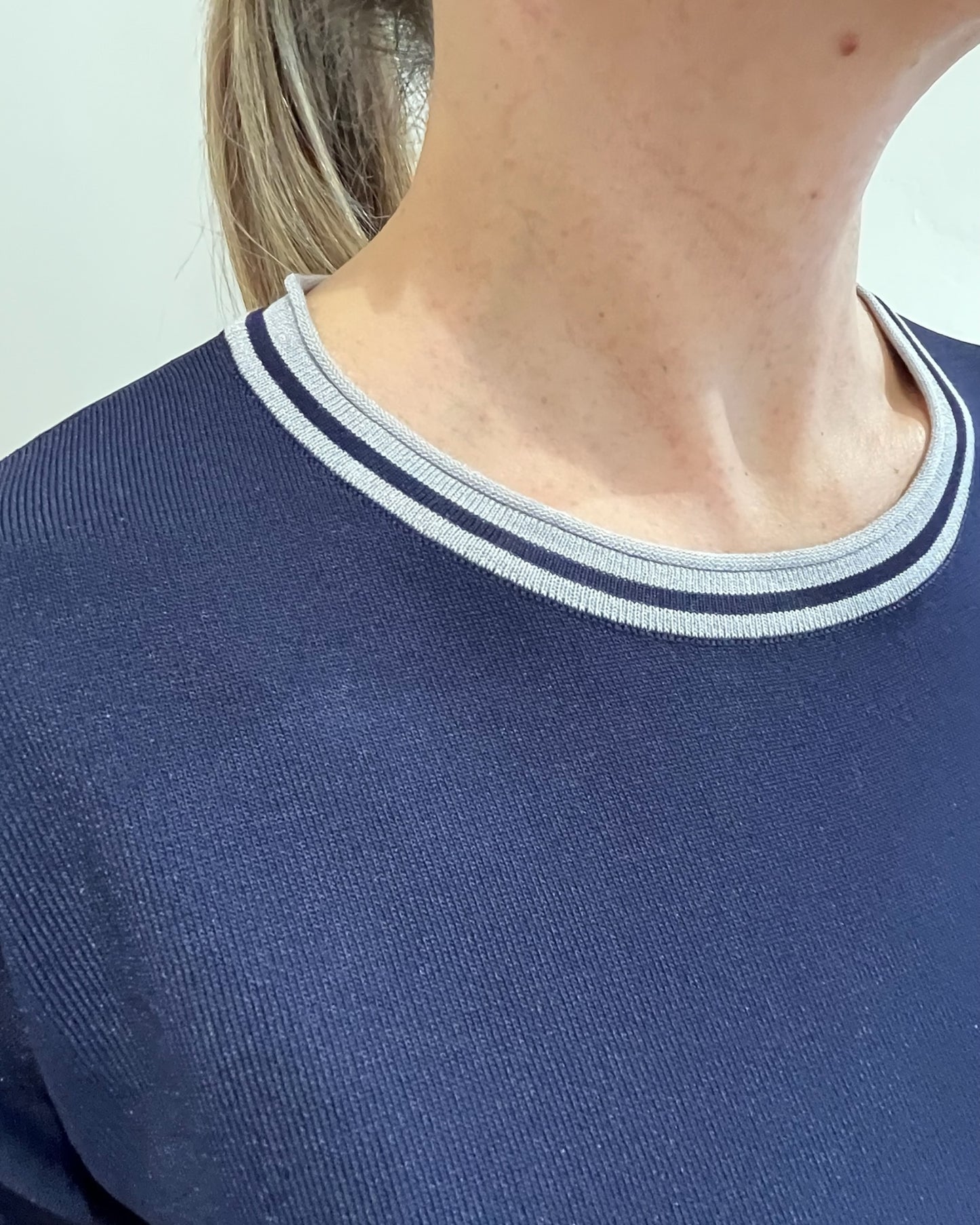 Maglia con girocollo in lurex art. DS6441 SHEIS