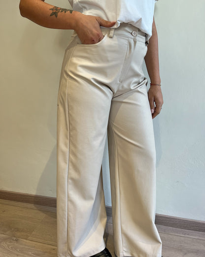 Pantaloni palazzo ecopelle con tasconi art. 224155-PE25