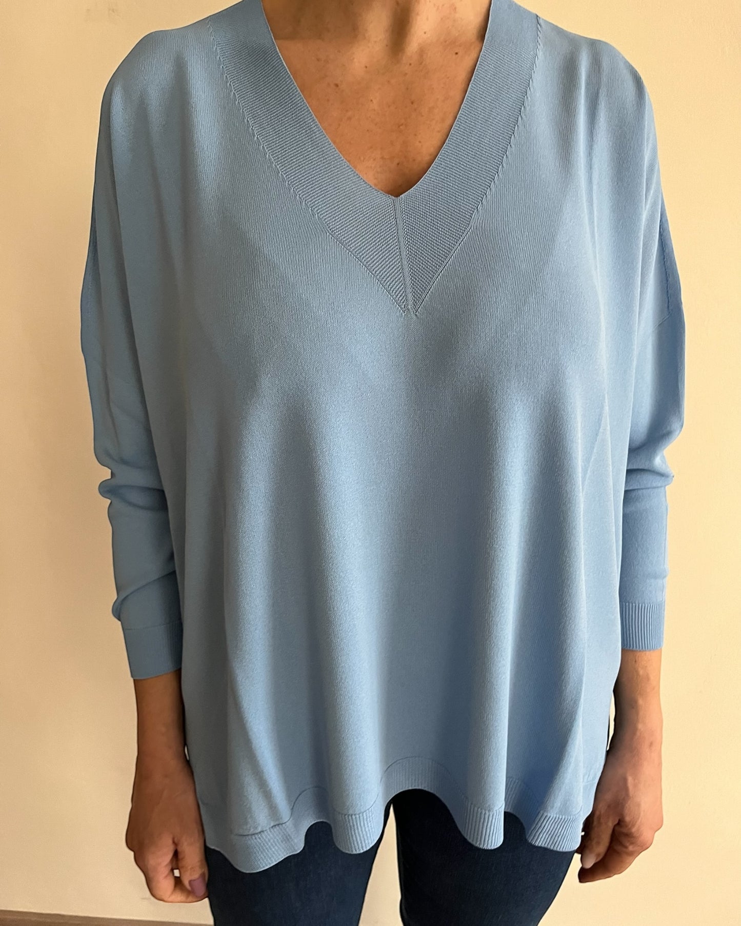 Maglia scatoletta scollo V art. 101508 CHEAP&CHIC