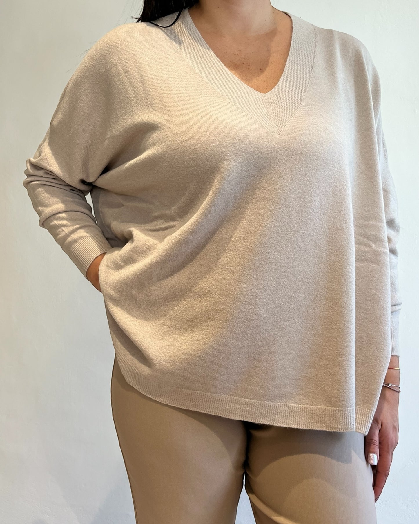 Maglia over scollo V art. 52019 CHEAP&CHIC