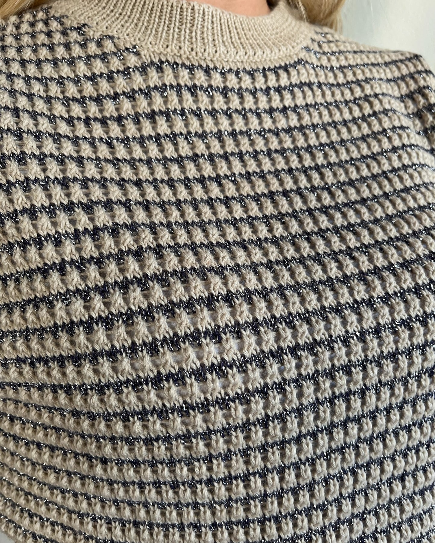 Maglia girocollo traforata con lurex art. 54024 AMARYNTH